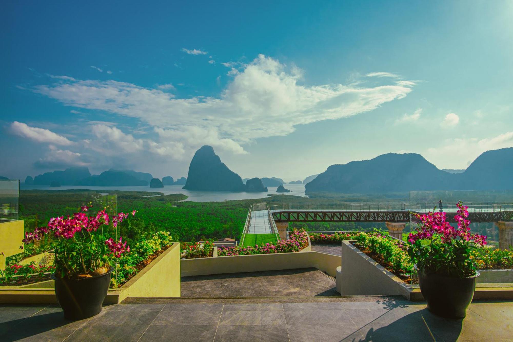 Beyond Skywalk Nangshi Hotel Takua Thung Exterior photo