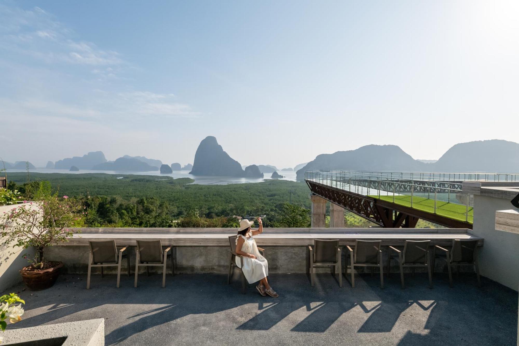 Beyond Skywalk Nangshi Hotel Takua Thung Exterior photo