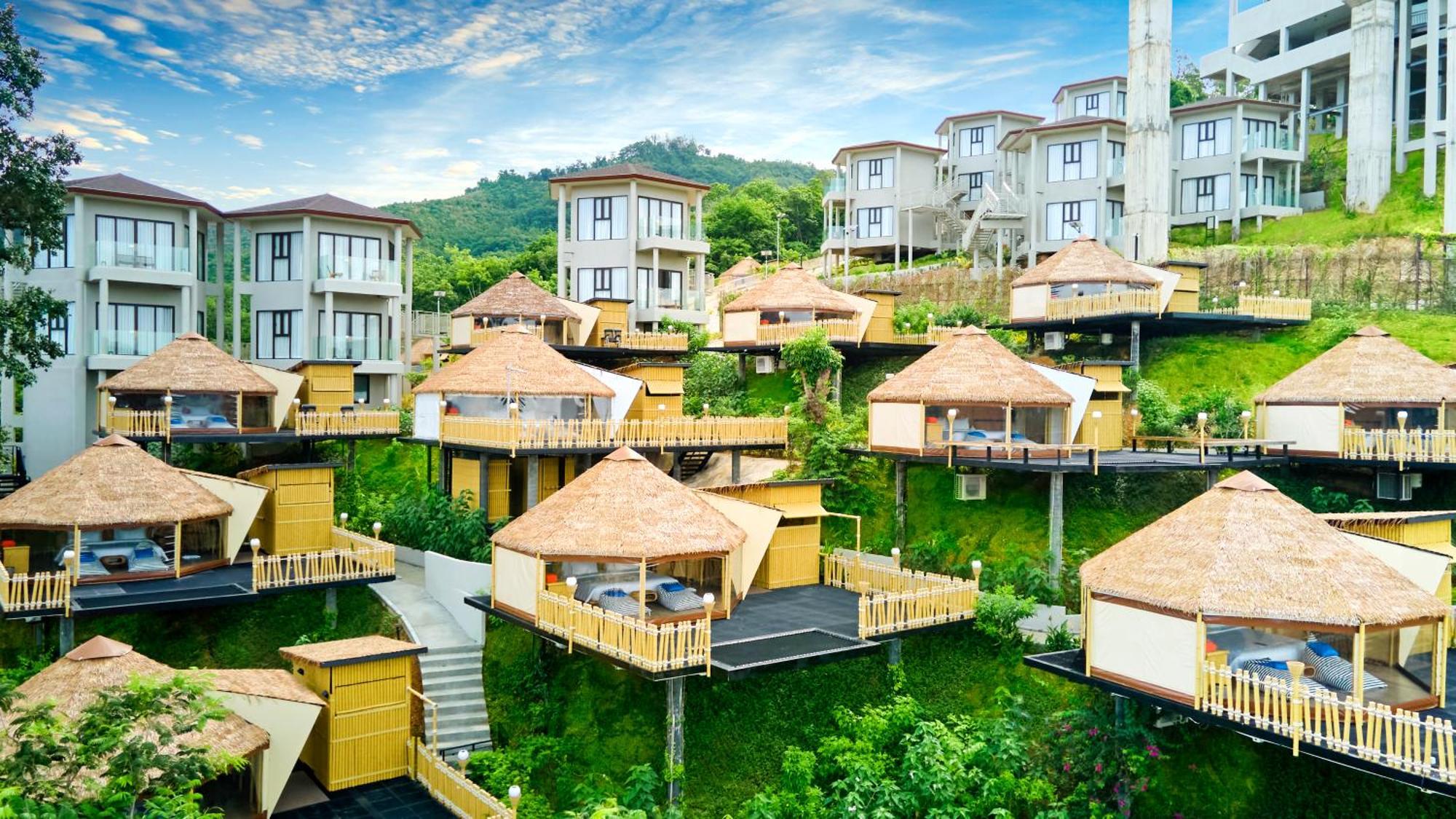 Beyond Skywalk Nangshi Hotel Takua Thung Exterior photo