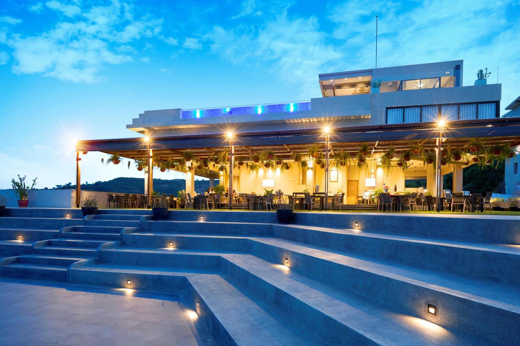 Beyond Skywalk Nangshi Hotel Takua Thung Exterior photo